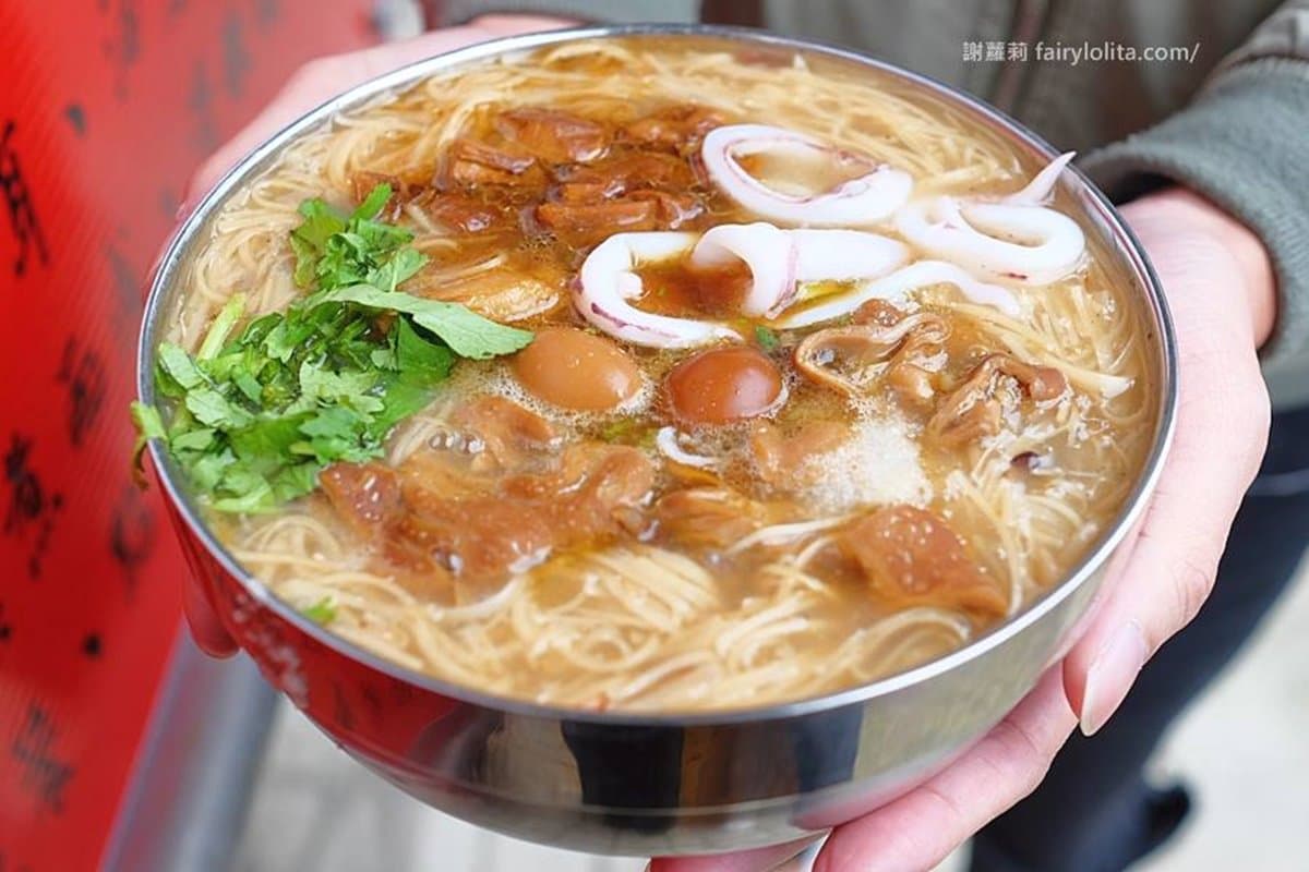 點菜有點害羞！滿滿「雞睪丸麵線」　補到噴鼻血
