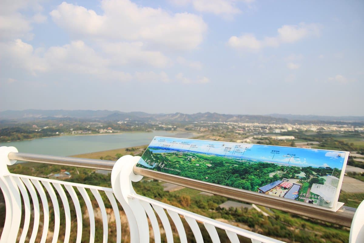 人氣絲毫不減！超夯天空廊道「崗山之眼」透明步道打卡過了沒