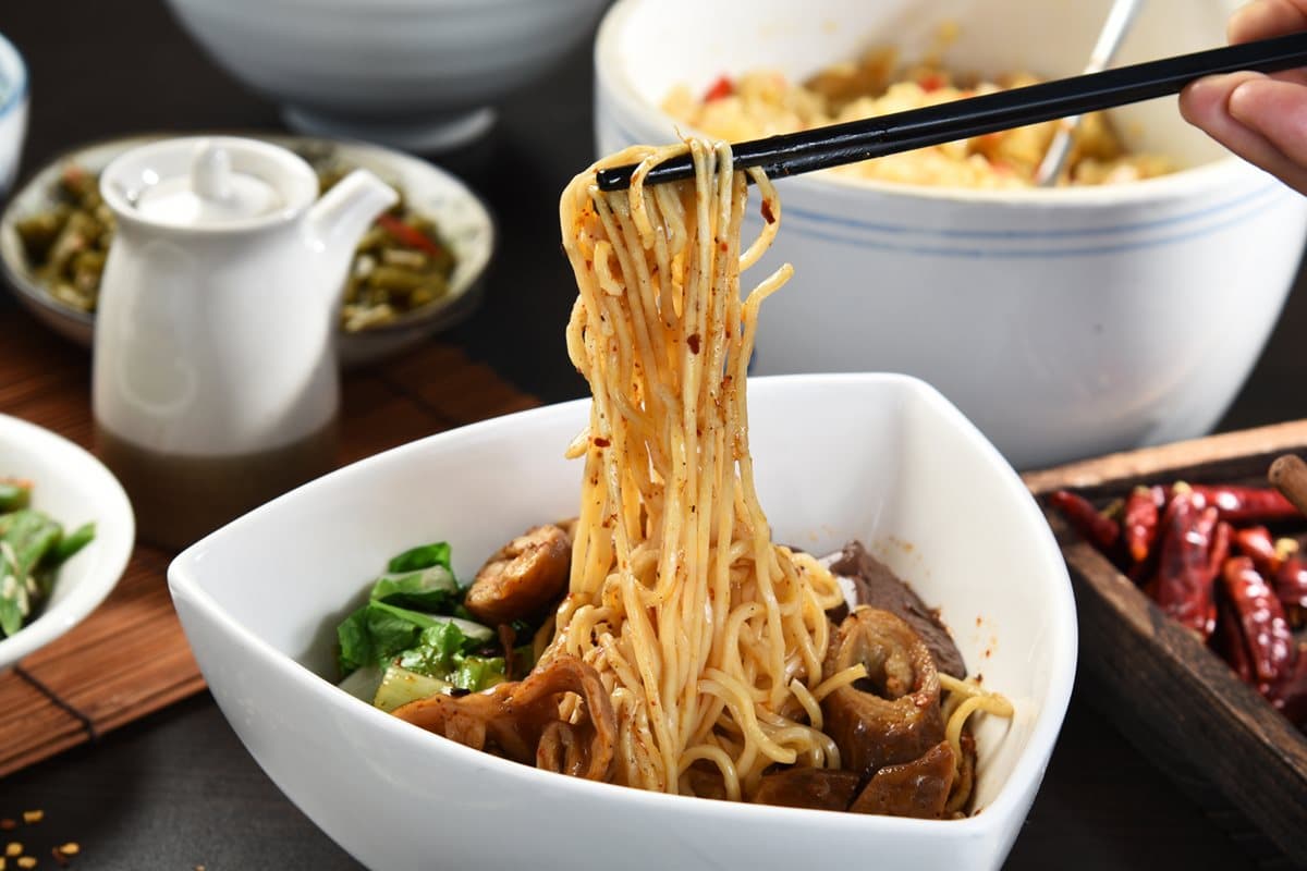 【週一抽餐券】90張直接抽！這波菜單「肉超多」：千元海陸鍋、串肉名店、爆炸牛丼飯