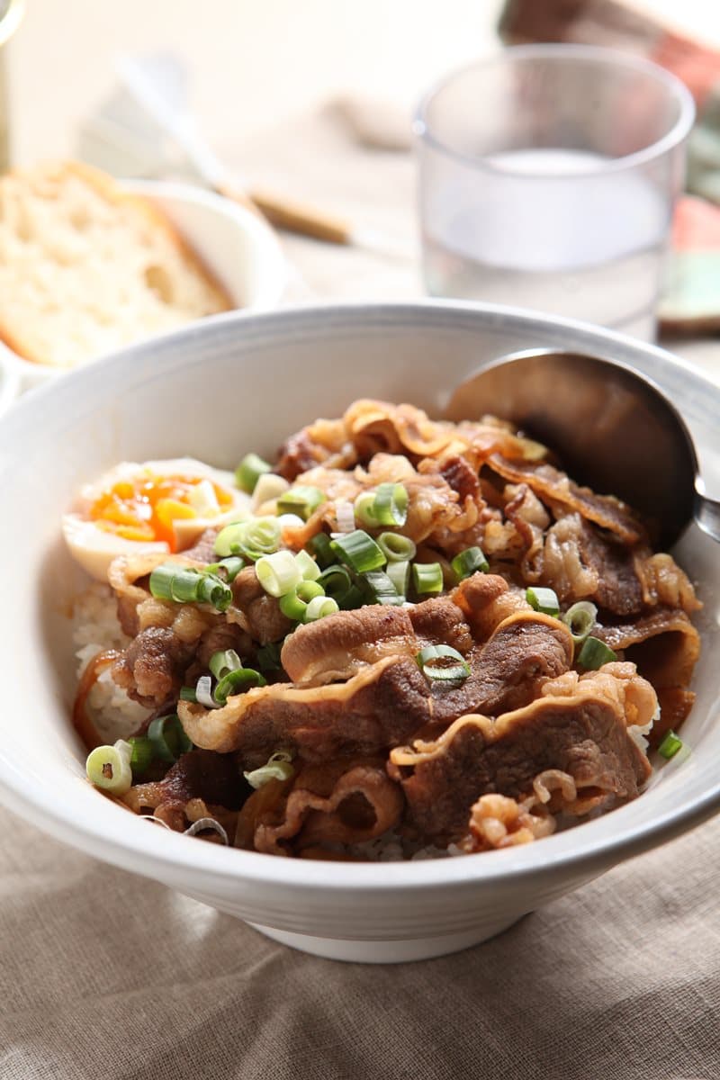 【週一抽餐券】90張直接抽！這波菜單「肉超多」：千元海陸鍋、串肉名店、爆炸牛丼飯