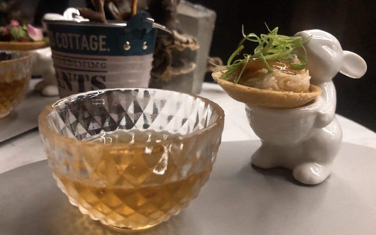 「阿舍乾麵」讓你「醉」！豆瓣、椒麻、麻醬口味，獵奇飲品敢喝嗎？