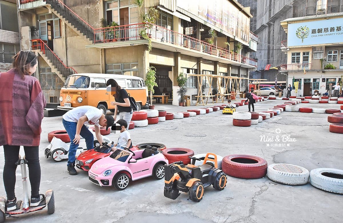 IG夯點！台中廢棄工廠變「美拍市集」，還可免費體驗自助洗頭