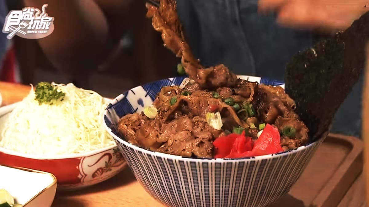從攤車紅到開店！彰化超人氣丼飯，「炙燒黑牛丼」光聞就流口水