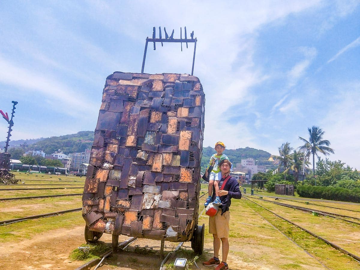 母親節出遊看這篇！北中南輕鬆好玩3路線：全台僅存台車、金針花海、最老咖啡店