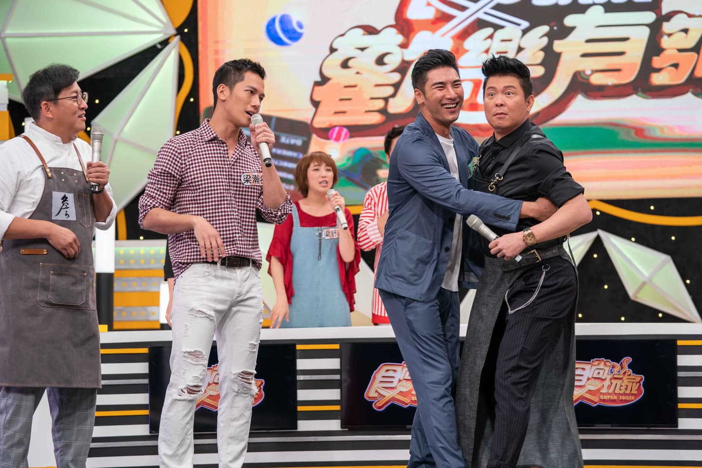 《食尚玩家-歡樂有夠讚》5/4強勢登場!女力演員PK隱藏技能,請來五月天當關主 《食尚玩家-歡樂有夠讚》5/4強勢登場!女力演員PK隱藏技能,請來五月天當關主
