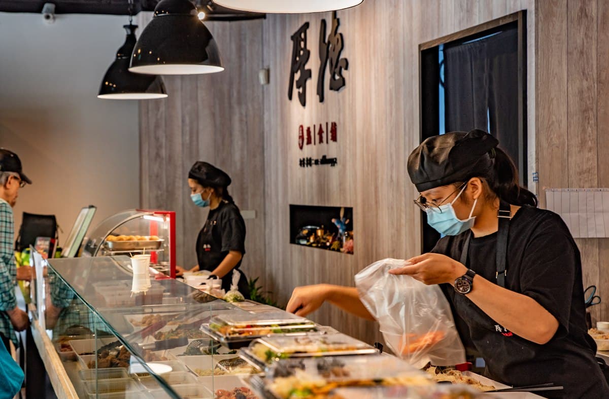 三峽美食特搜！「北大特區」鎖定這6家，炒麵吐司讓你一秒飛日本