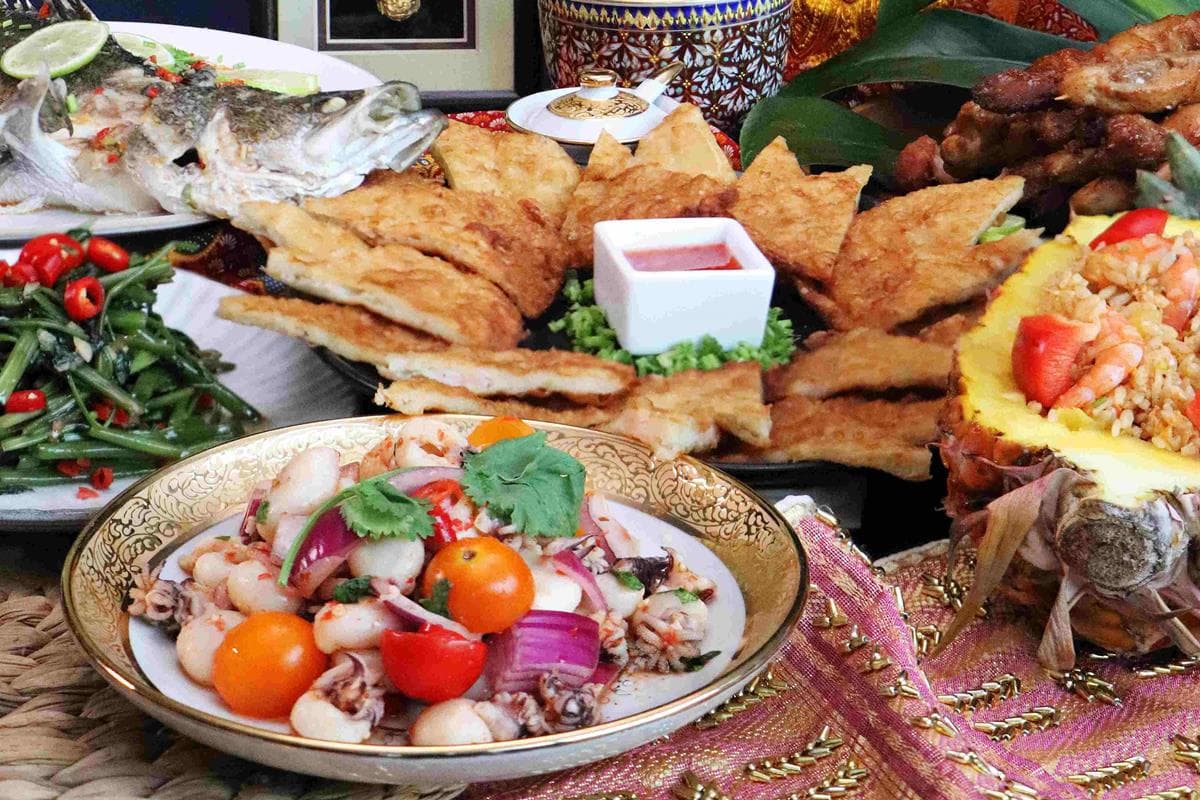 吃到飽控出列!新北最大雙Buffet「588元吃到飽」6大泰式美食、300道料理 吃到飽控出列!新北最大雙Buffet「588元吃到飽」6大泰式美食、300道料理