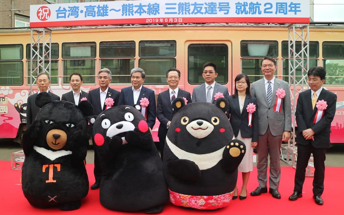 熊迷搭電車囉！台灣喔熊、高雄熊和熊本熊 日本市區趴趴走