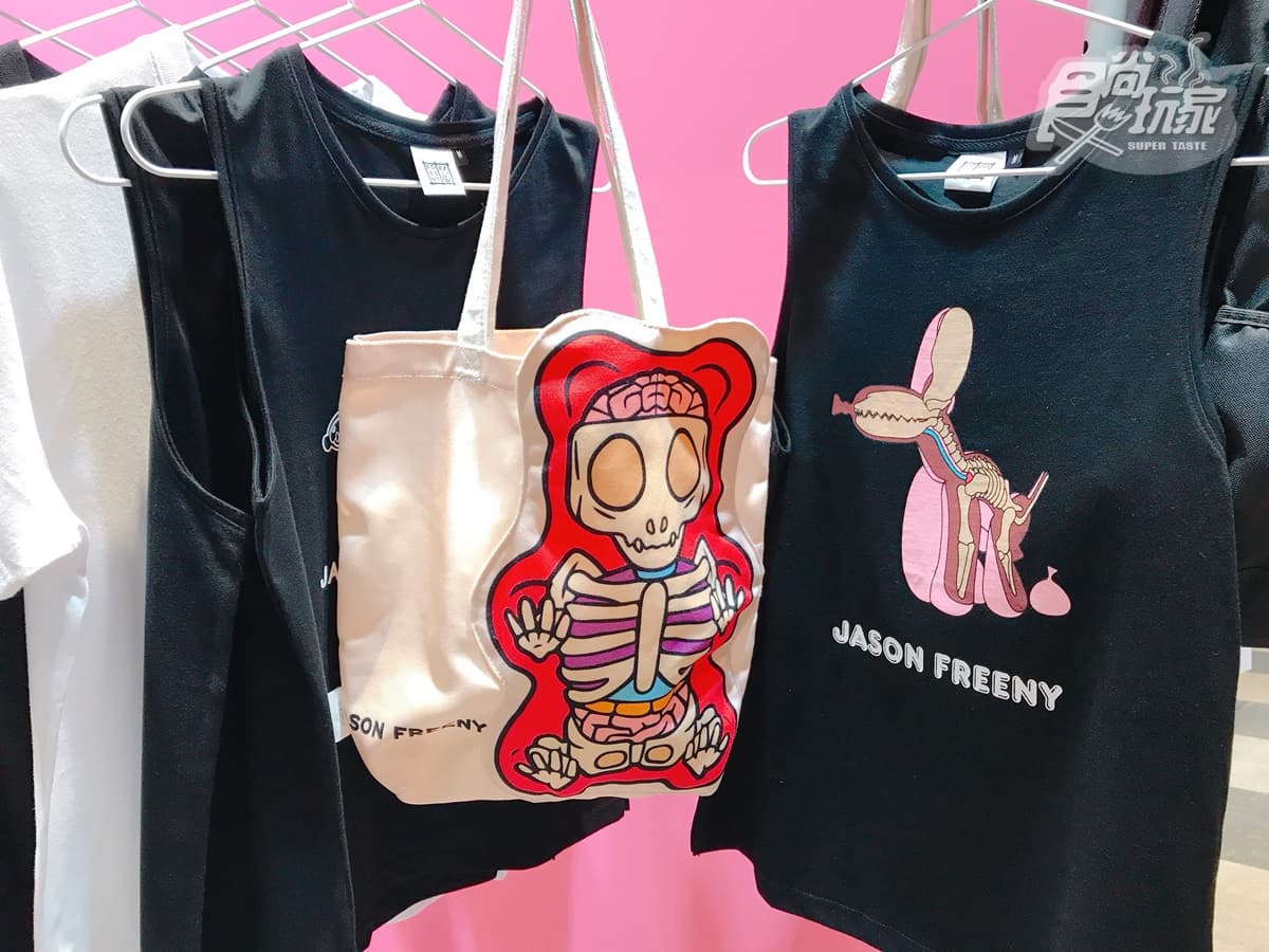 公仔迷快搶！爆紅IG「解剖玩具快閃店」3公尺超大ELMO搶先曝光