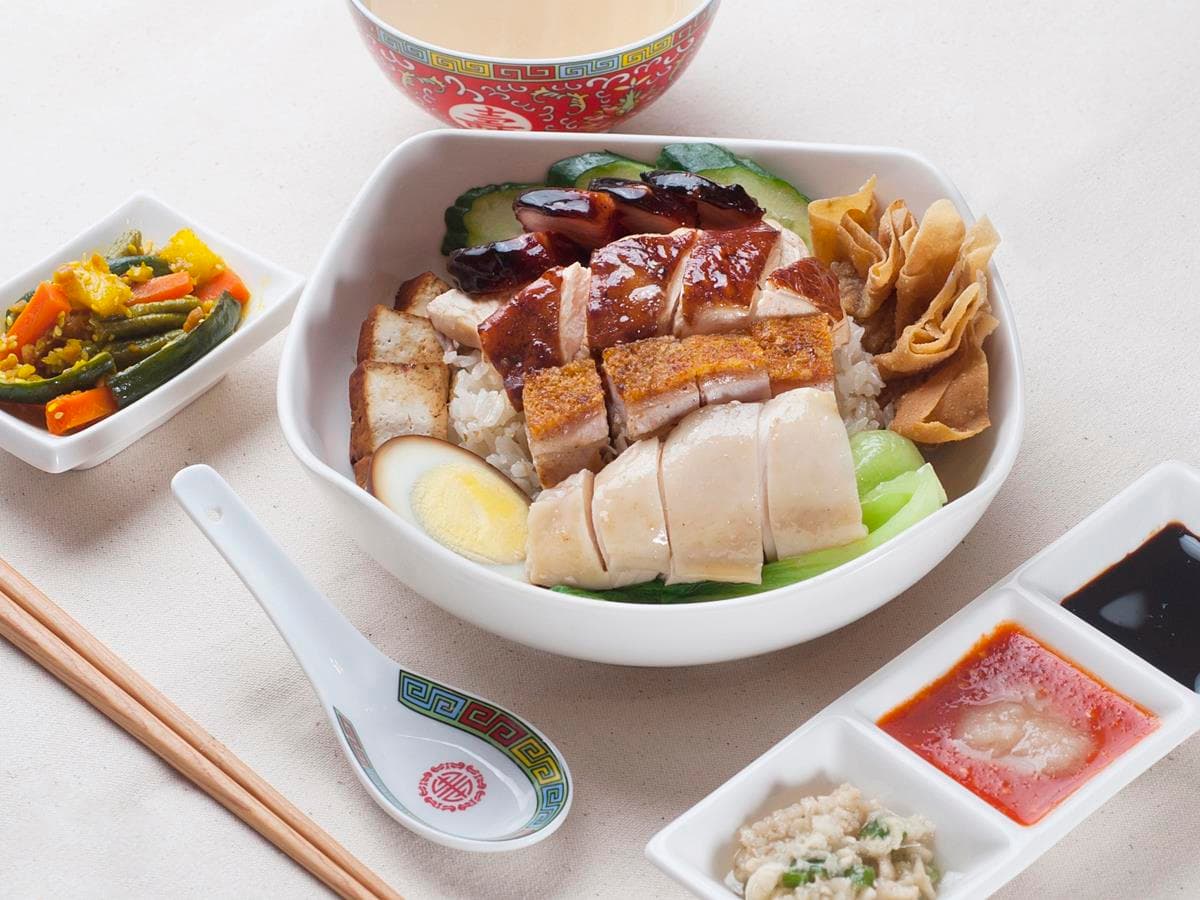 台北一號店！新加坡名店「海記醬油雞」限定肉骨茶必吃，前30名醬油雞100元