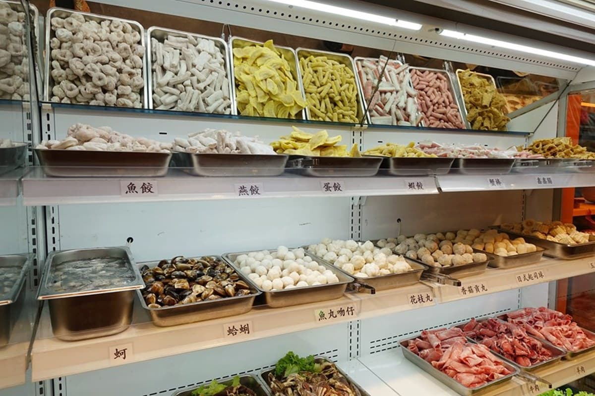 「LED流水道泰國蝦」在宜蘭！生鮮燒烤＋鴛鴦鍋通通吃到飽