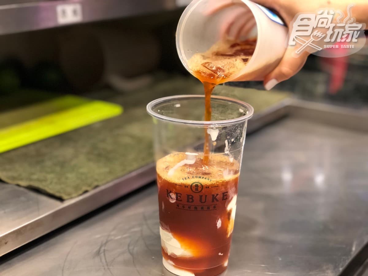 降溫救星!可不可熟成紅茶推「義美冰淇淋紅茶」,加碼抽日本機票 降溫救星!可不可熟成紅茶推「義美冰淇淋紅茶」,加碼抽日本機票