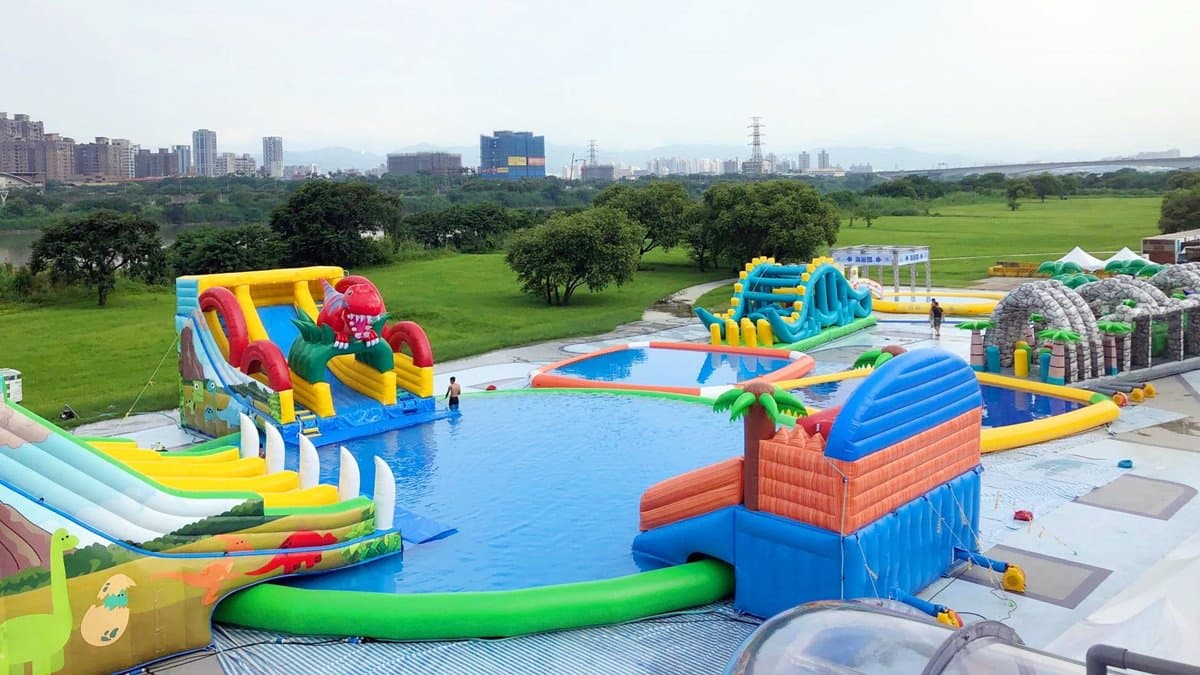 6公尺高、全透明滑水道!週末登場「2019新月水道節」免報名、每日2場次 6公尺高、全透明滑水道!週末登場「2019新月水道節」免報名、每日2場次