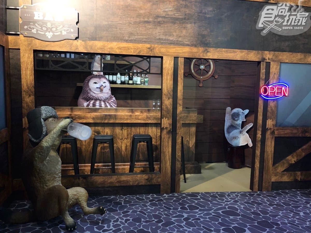 公仔控朝聖!全球首場「朝隈俊男的公仔展」,動物變身「航海王角色」 公仔控朝聖!全球首場「朝隈俊男的公仔展」,動物變身「航海王角色」