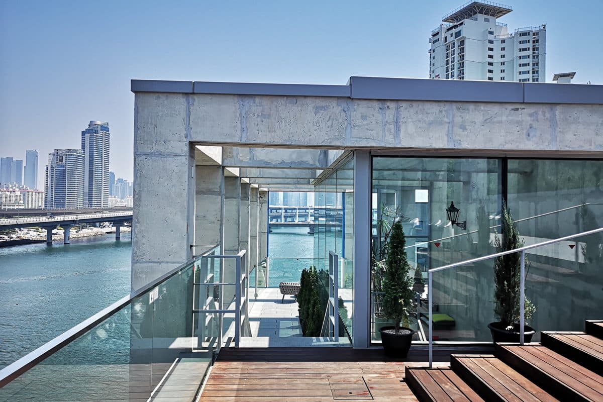 無敵海景＋百億建築！「午後的紅茶」還可眺望全球最大百貨