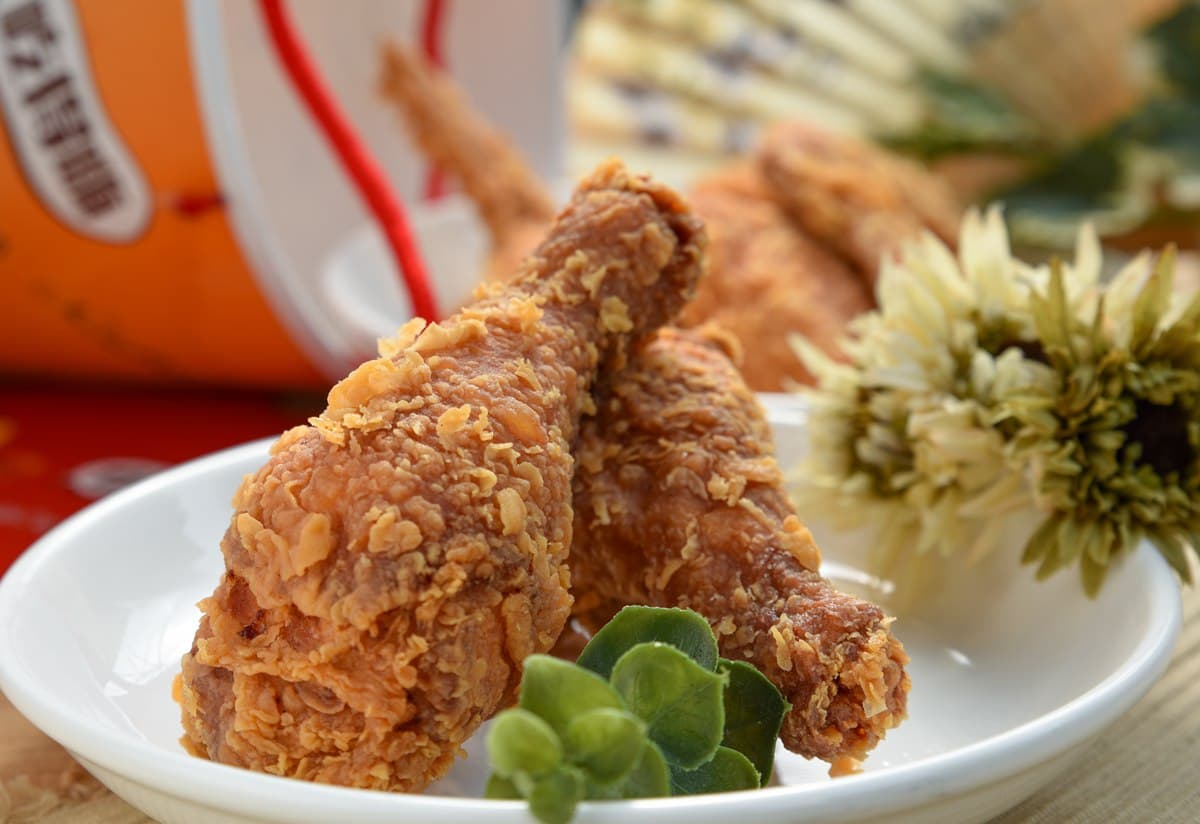 滿足台灣「胃」!超奢華鮭魚卵海膽滷肉飯、小卷米粉湯、脆皮厚雞排 滿足台灣「胃」!超奢華鮭魚卵海膽滷肉飯、小卷米粉湯、脆皮厚雞排