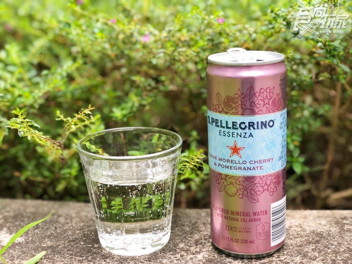 這是飲料吧！氣泡水界香檳推3款「水果氣泡水」，石榴+櫻桃口味超誘人