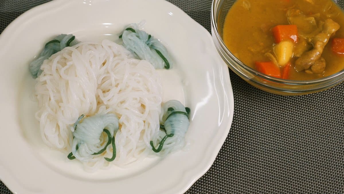 誰說咖哩只能配飯吃?這樣搭配吃起來更清爽!「夏日咖哩的創意吃法」 誰說咖哩只能配飯吃?這樣搭配吃起來更清爽!「夏日咖哩的創意吃法」