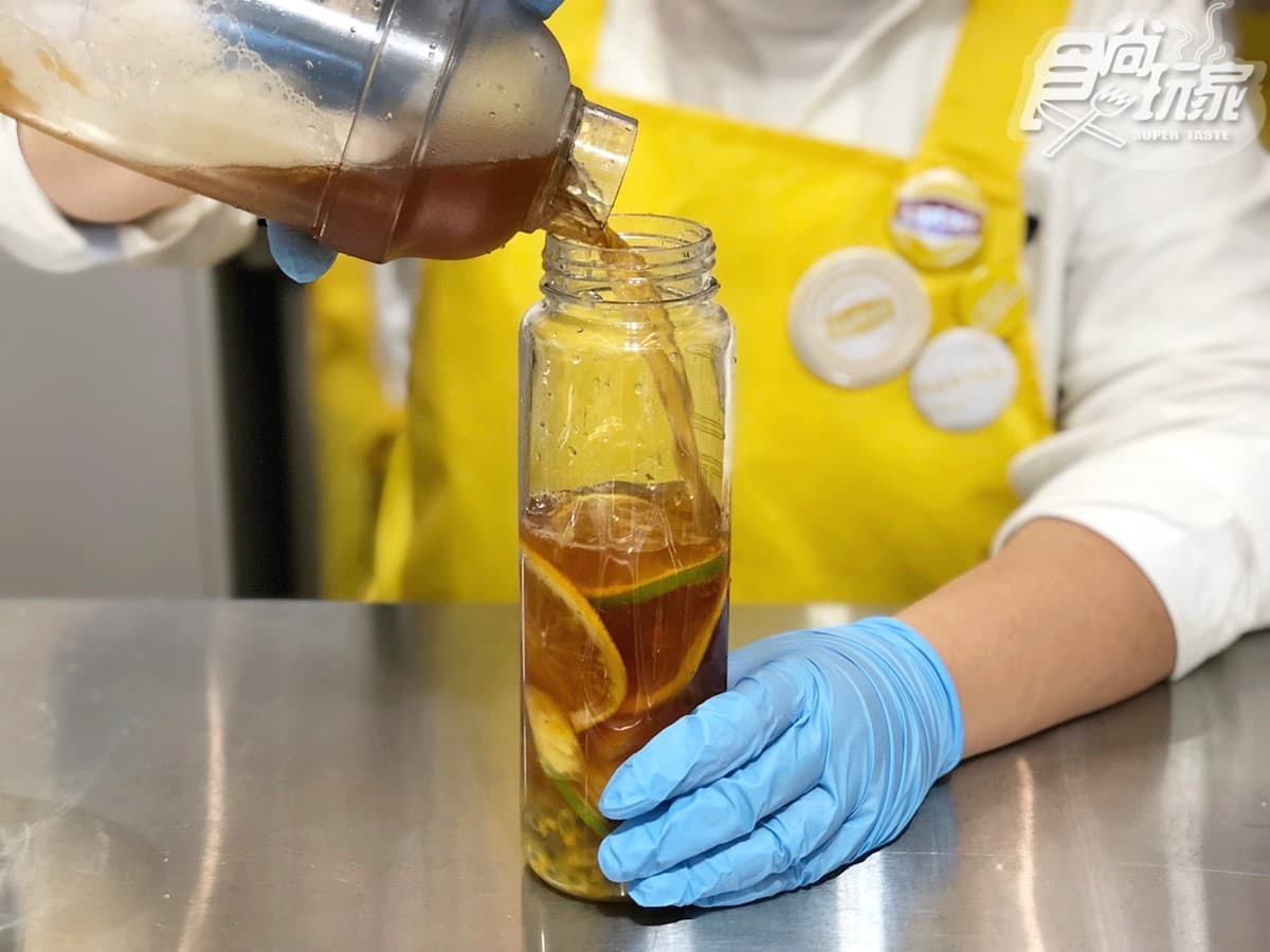 全球首發「珍珠奶茶霜淇淋」限量快搶！日本超夯「立頓玩玩茶舖」登台
