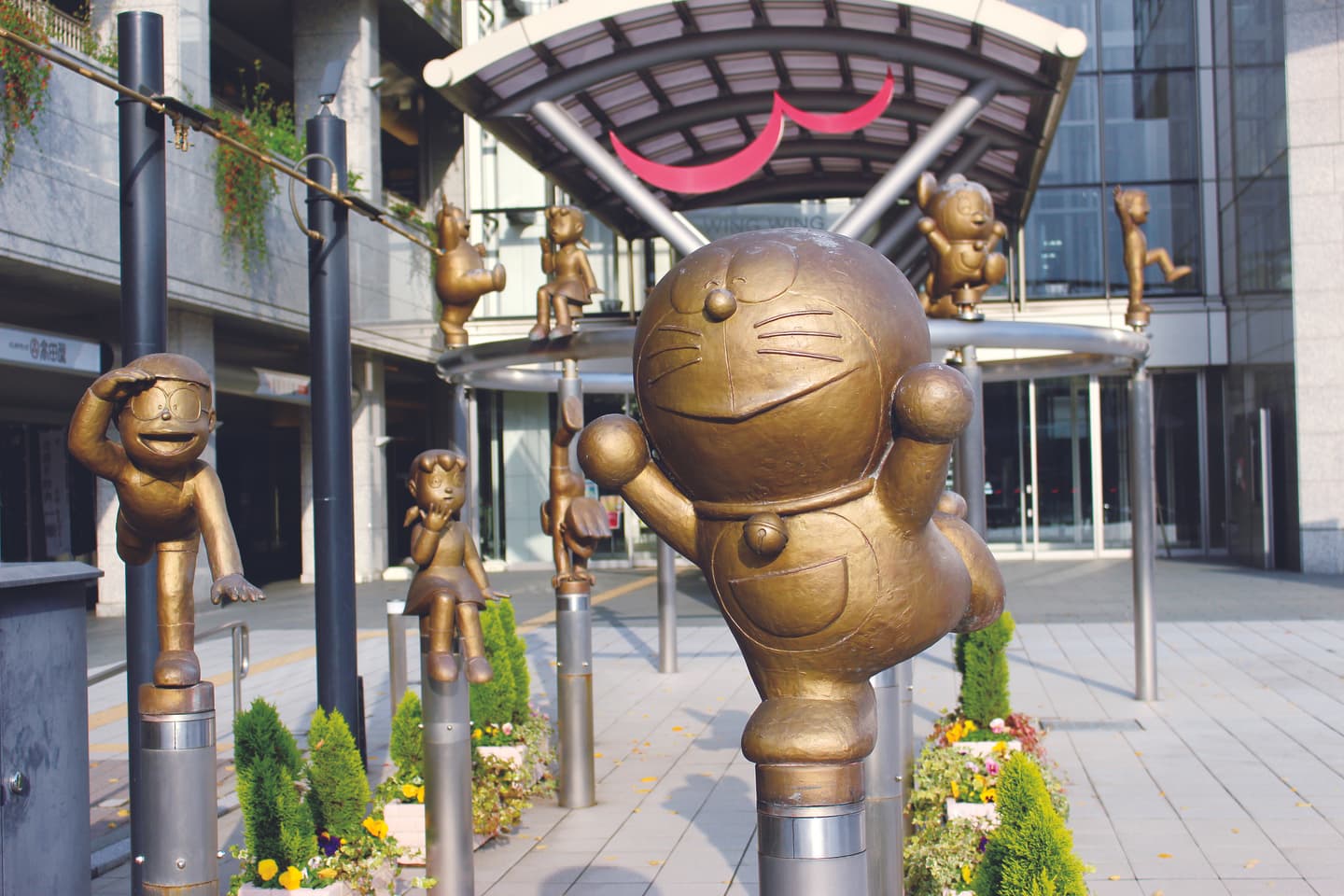 東京人週休衝這裡!富山縣6小鎮超好玩:哆啦A夢故鄉、美男子大佛、世界最美海灣 東京人週休衝這裡!富山縣6小鎮超好玩:哆啦A夢故鄉、美男子大佛、世界最美海灣