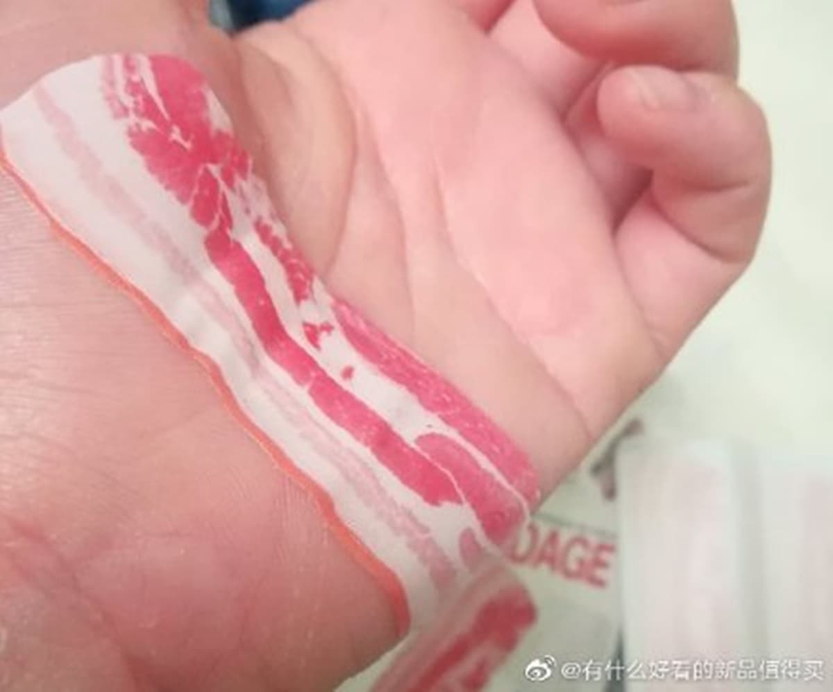 肉控注意!超特別「培根OK繃」整片五花貼上去,不小心會吃掉? 肉控注意!超特別「培根OK繃」整片五花貼上去,不小心會吃掉?