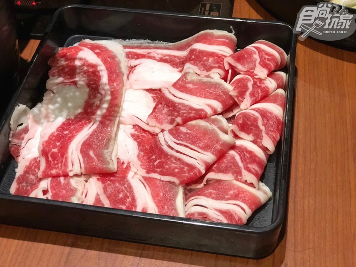 爽吃肉肉!肉多多推「330g肉盤」套餐269元起+免費吃「榴槤冰」 爽吃肉肉!肉多多推「330g肉盤」套餐269元起+免費吃「榴槤冰」