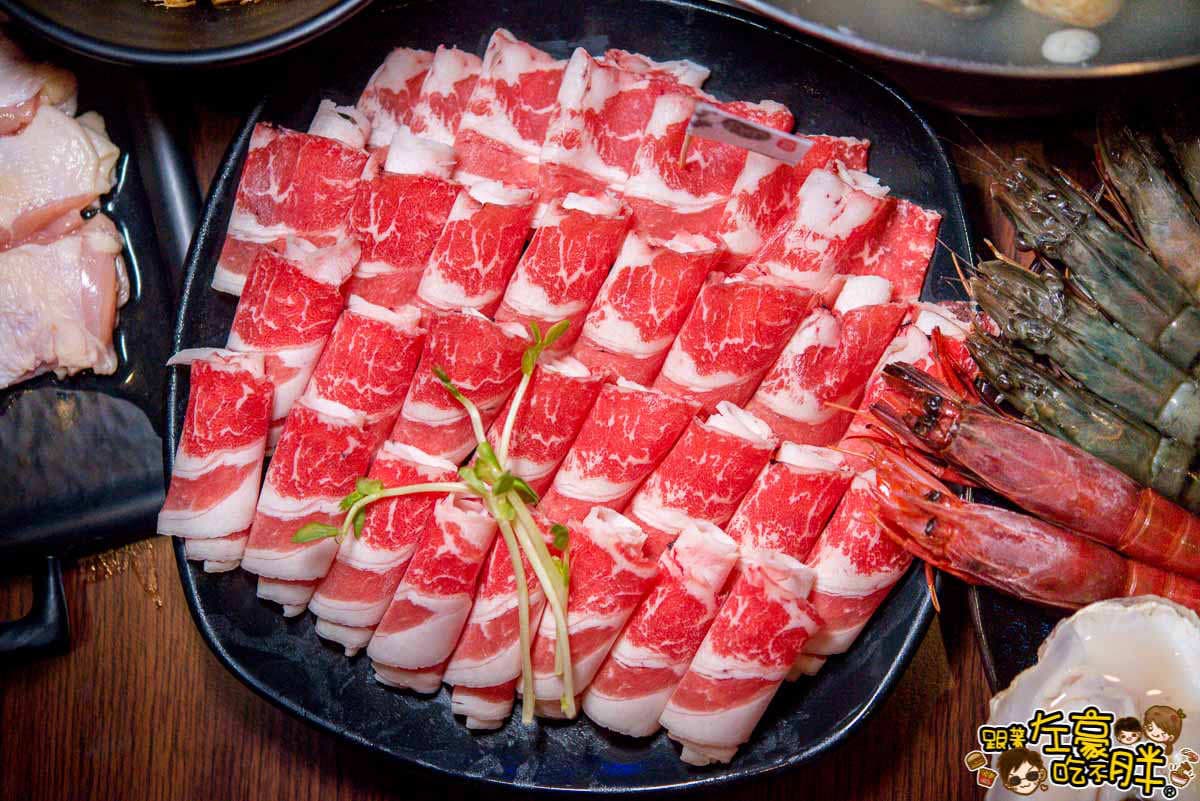 超浮誇！1.2公斤蛤蜊鍋、30隻鮮蝦桶，2家火鍋吃到飽竟然都不用500元