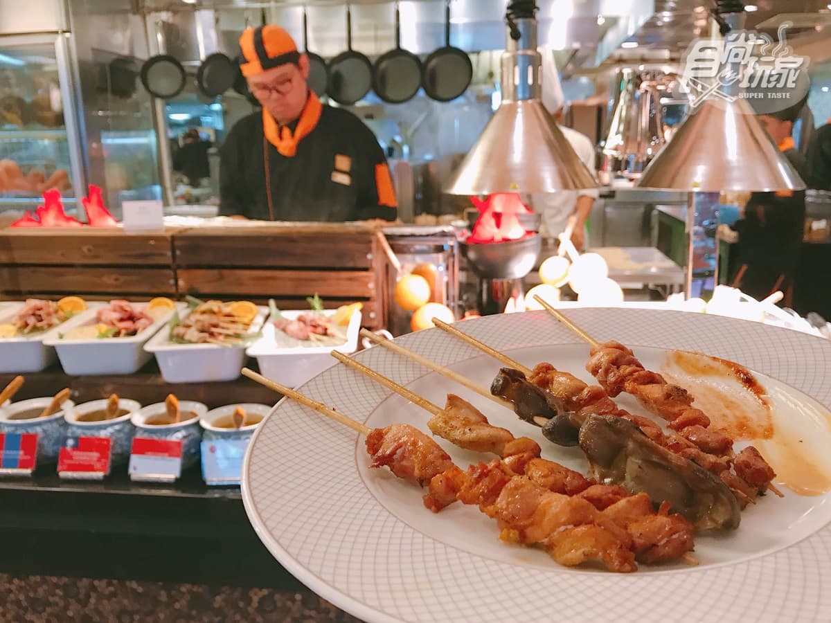 烤肉控快衝！這家buffet超狂「八國烤肉」一次吃到飽，波士頓活龍蝦五百元有找