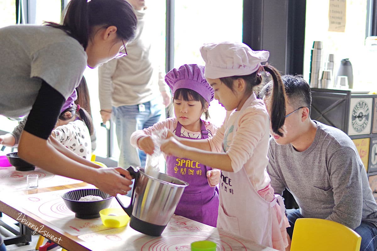 中秋遛小孩首選！7家超好玩親子餐廳：銀河小火車、夢幻旋轉木馬、彩虹樹