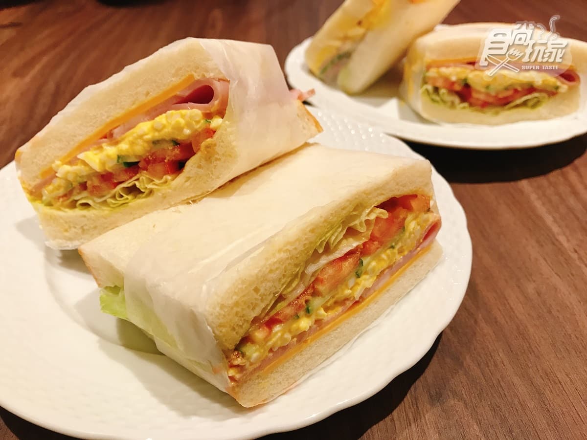 甜點控暴動！日本「星乃珈琲店」來台開幕，超夯「三指厚舒芙蕾」這4天免費吃