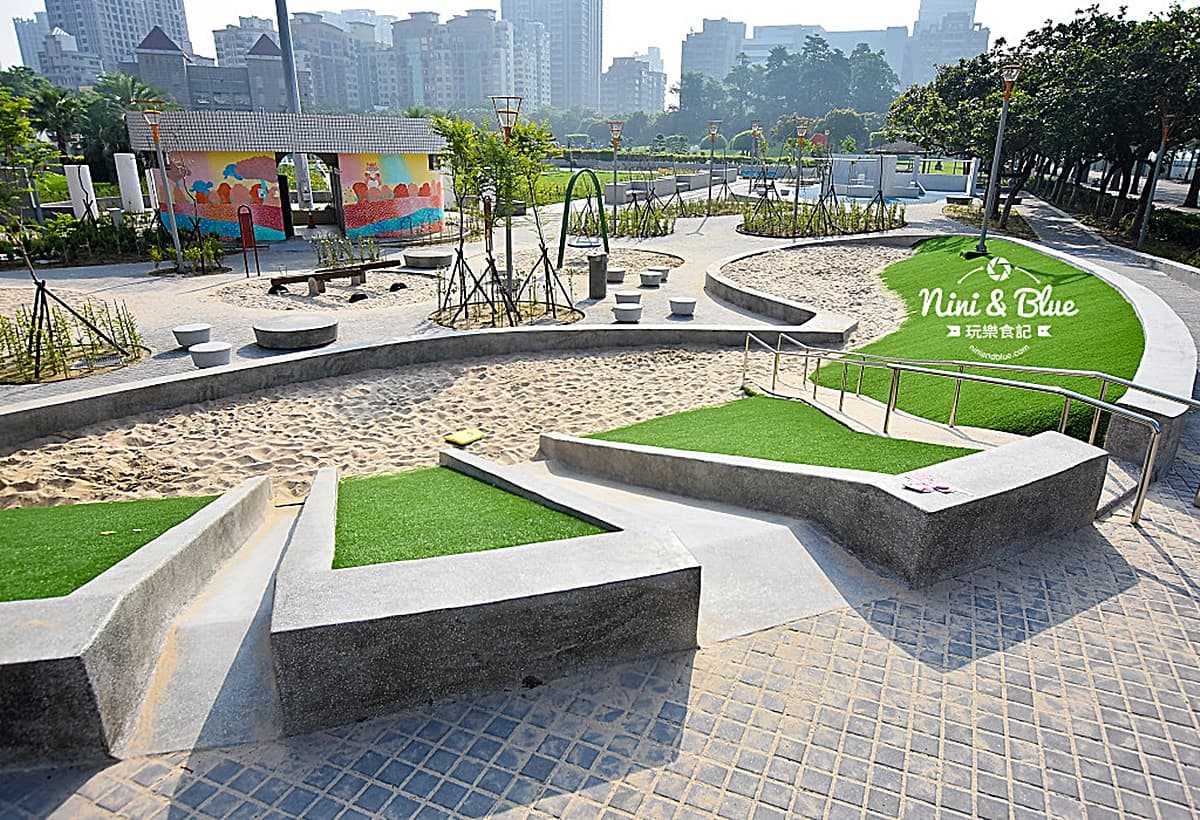 好意外！台版地中海、3D石虎、旋轉木馬，4個美拍彩繪地景「竟是這種地方」