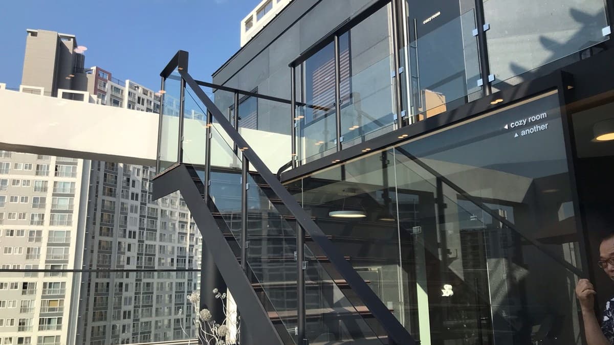 IG都在瘋當小畫家!烤吐司+彩虹抹醬,到咖啡館DIY「油畫吐司」 IG都在瘋當小畫家!烤吐司+彩虹抹醬,到咖啡館DIY「油畫吐司」