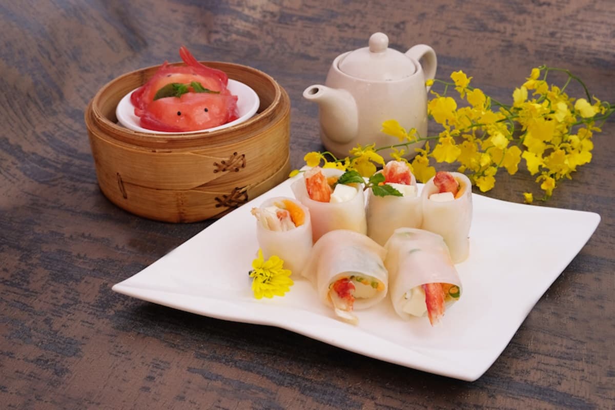 海鮮控最愛帝王蟹料理這8家：吃到飽火烤兩吃、浮誇系限量丼飯、超萌水晶餃