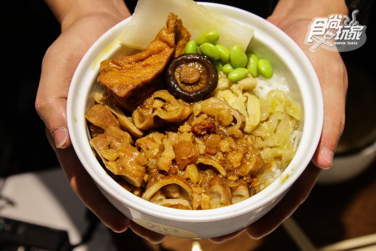 鄉親們慎入!「脆腸、大腸頭」竟然是豬的那個部位,你一定吃過~ 鄉親們慎入!「脆腸、大腸頭」竟然是豬的那個部位,你一定吃過~