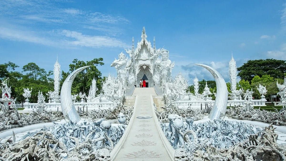 自己玩更繽紛！最適合單身旅的5個城市，必去小印度、異國碎石街、彩紅村