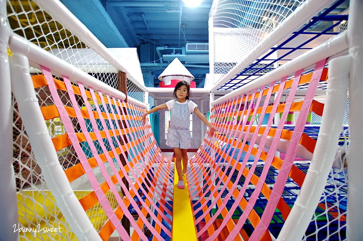 離廟口夜市超近!基隆新開親子樂園「不限時狂玩」,挑戰蜘蛛繩網、黏黏牆蹦床 離廟口夜市超近!基隆新開親子樂園「不限時狂玩」,挑戰蜘蛛繩網、黏黏牆蹦床
