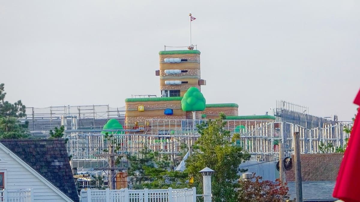 整座王國浮出來！大阪環球「任天堂樂園」將開幕，巨樹、金幣、問號方塊全曝光