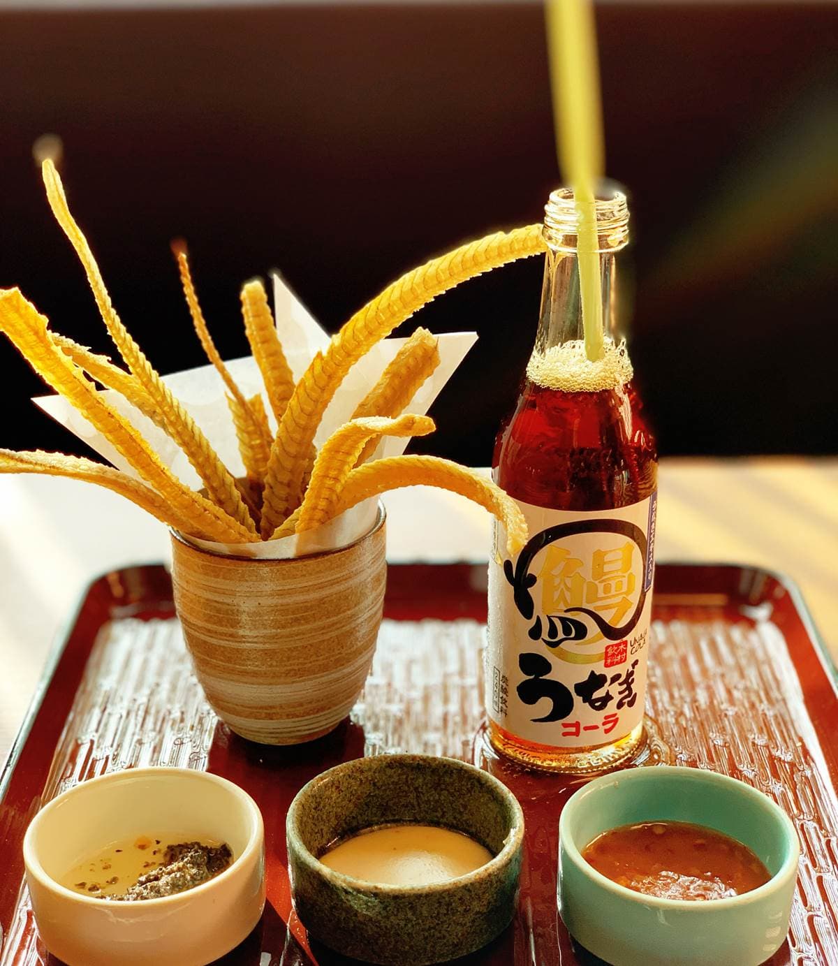 這家新開店鰻魚飯買一送一,還有獵奇鰻魚薯條、可樂、蛋糕! 這家新開店鰻魚飯買一送一,還有獵奇鰻魚薯條、可樂、蛋糕!