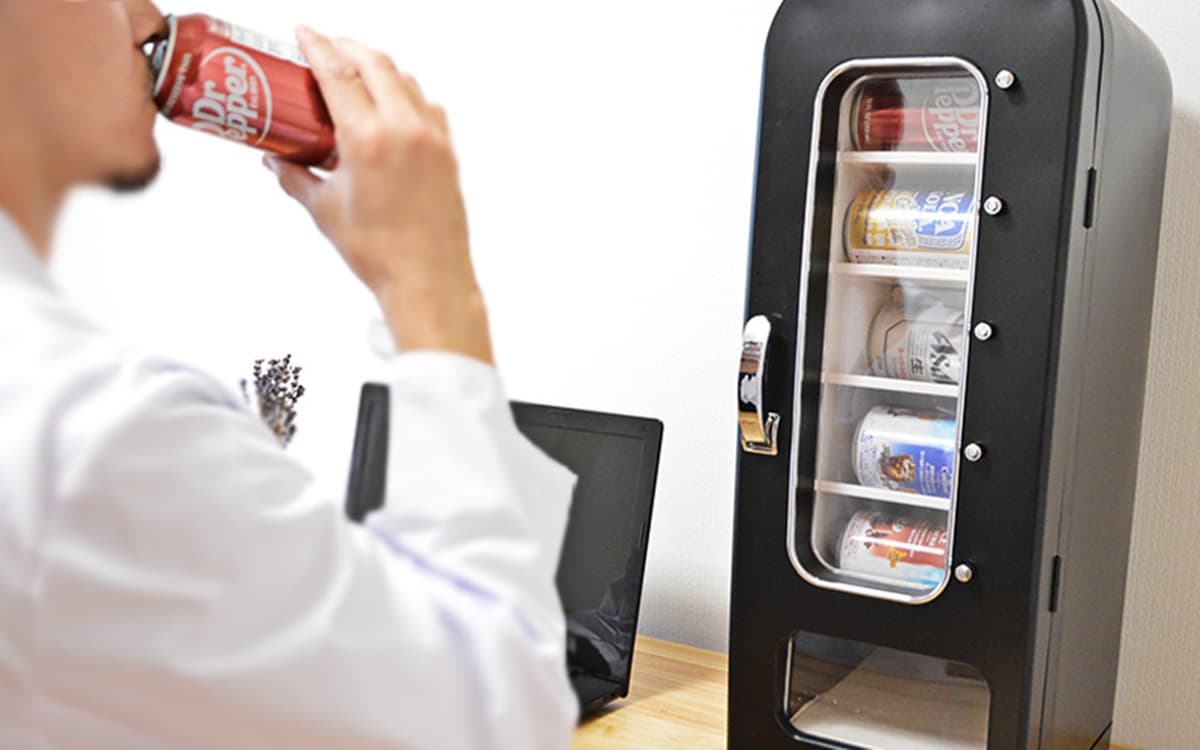 不用去茶水間了！日發明「一個人的飲水機」辦公桌上就能泡咖啡、煮泡麵