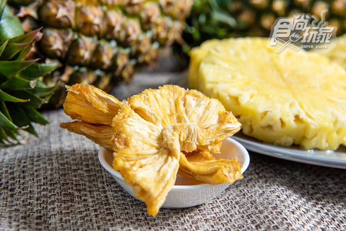 手指點一下《食尚玩家》就能吃好料！超夯千層酥、和牛「乒乓球」免排隊這裡買
