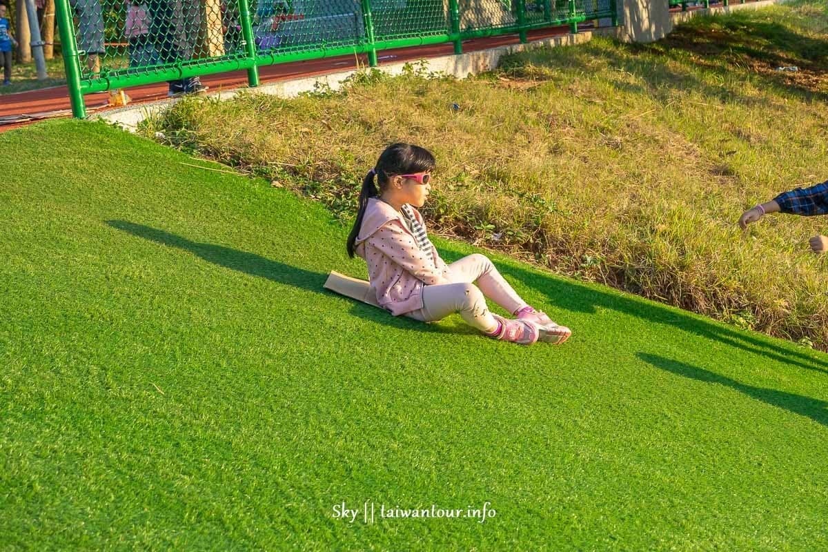 林口最新海洋系公園!4樓高水管滑梯直衝「鯨魚池」,還有超斜滑草場可溜 林口最新海洋系公園!4樓高水管滑梯直衝「鯨魚池」,還有超斜滑草場可溜
