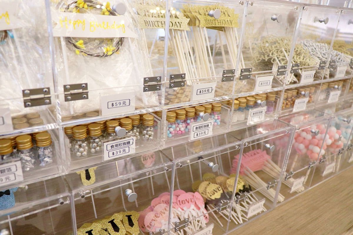 【新開店】螞蟻人、網美都要來!甜點店像夢幻白色禮堂,還可揪男友一起做蛋糕 【新開店】螞蟻人、網美都要來!甜點店像夢幻白色禮堂,還可揪男友一起做蛋糕
