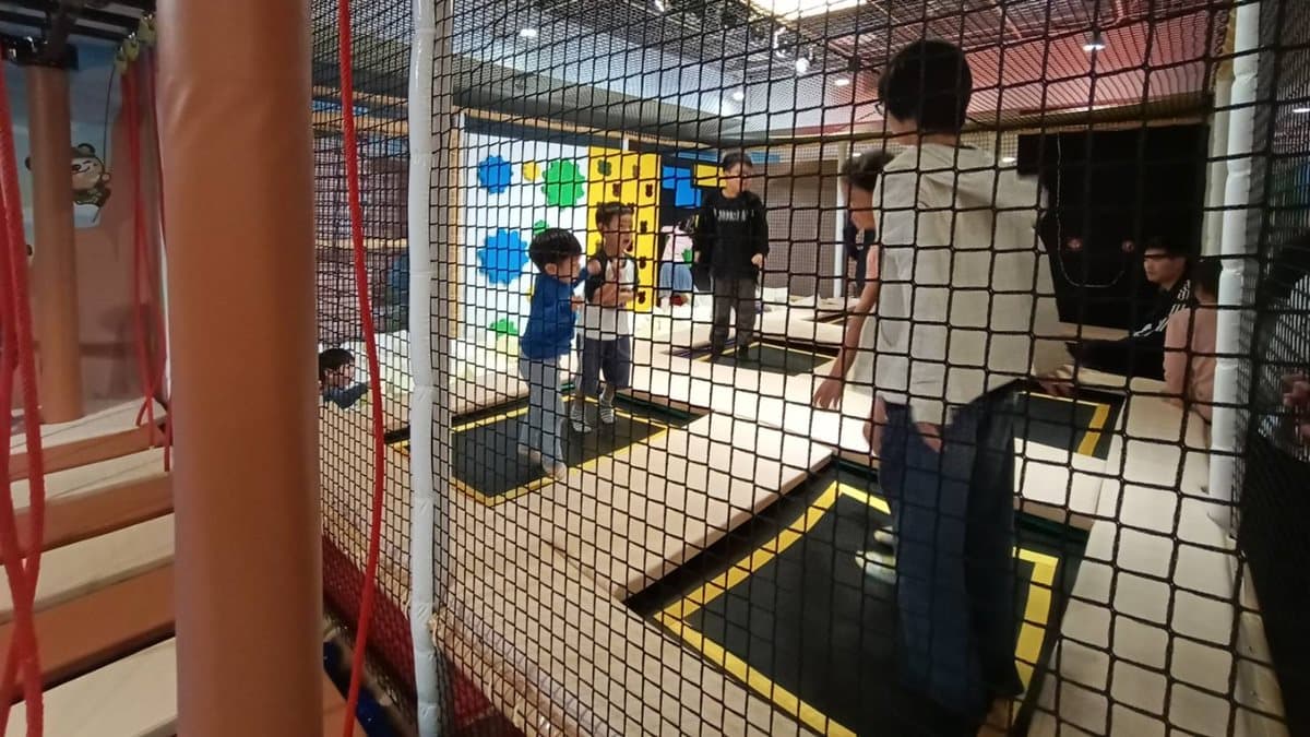 全新西班牙主題親子樂園在台中，模擬超市、彈跳床近30種設施玩不完