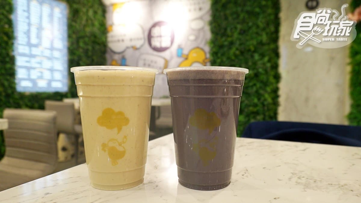 珍珠系瀑布「舒芙蕾」來襲！「宙斯果霸」推新品送飲品，還有超狂金箔草莓冰