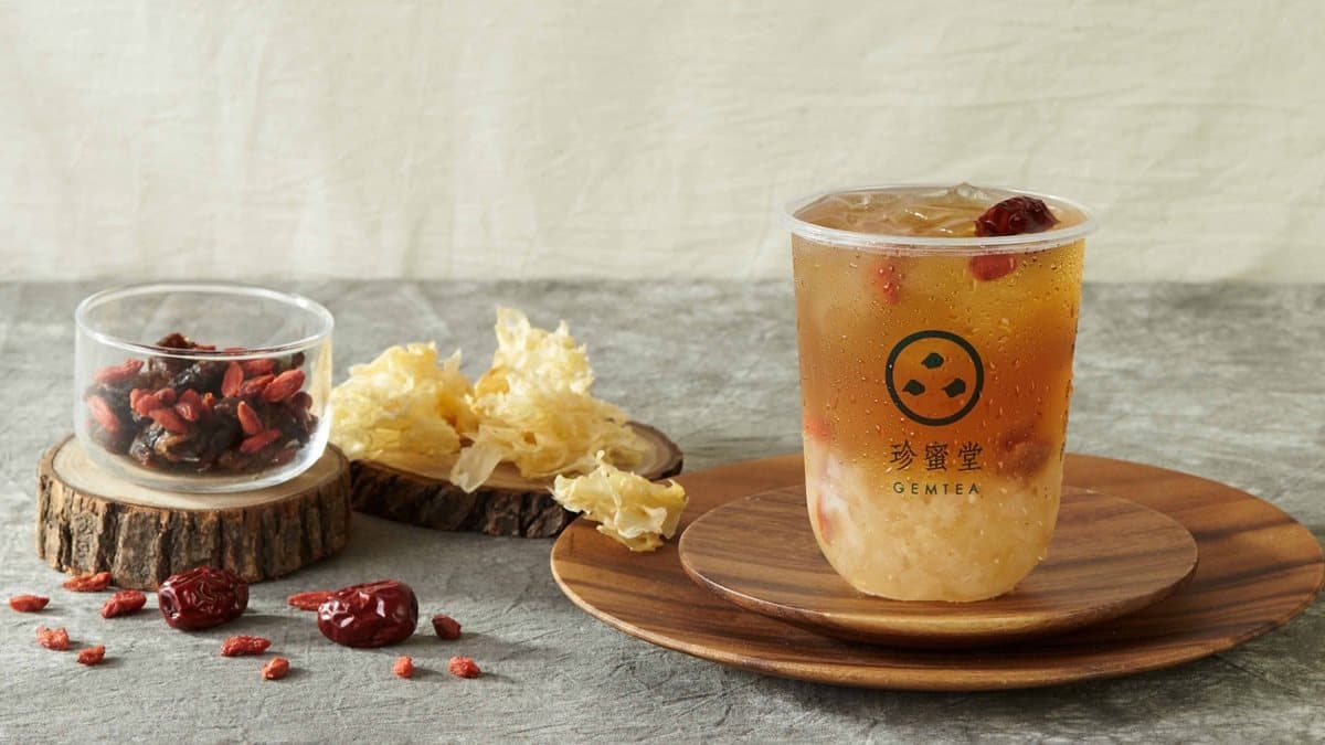 甜點系飲料+1！超誘人「黑糖珍珠+芋泥鮮奶」，加碼推「蘋果派鮮奶茶」