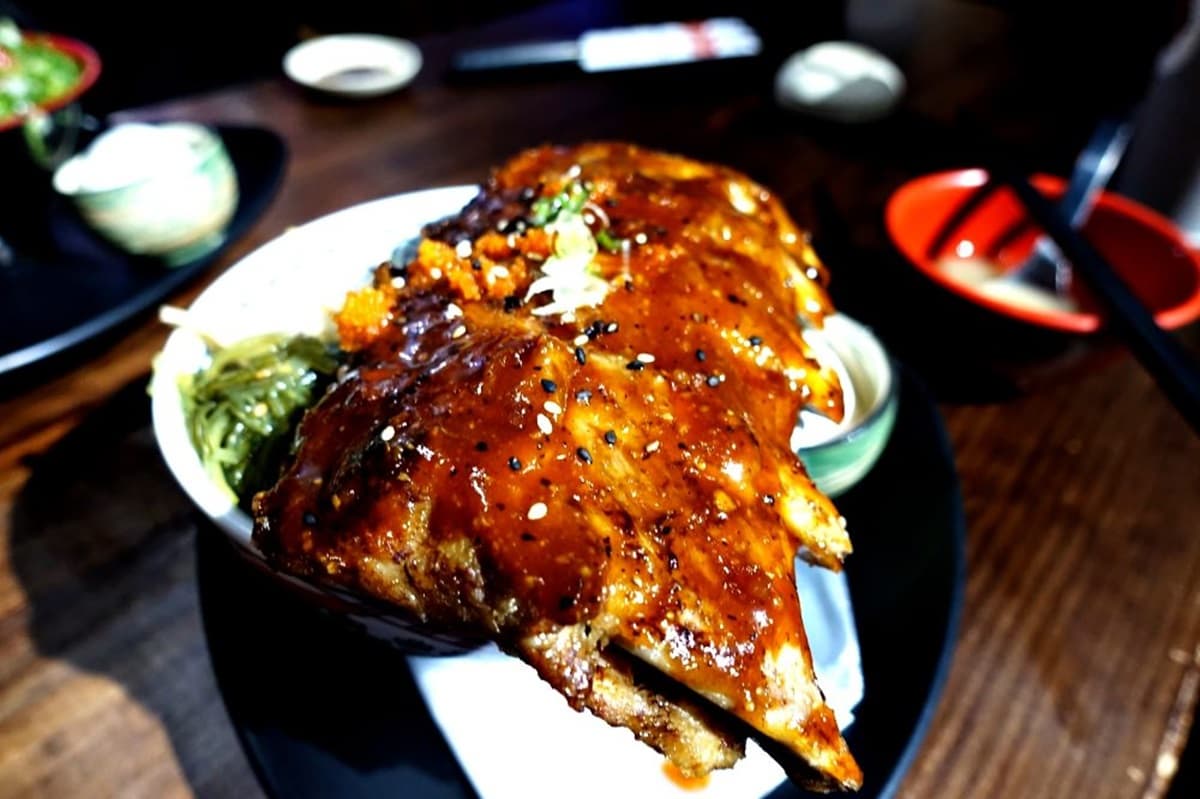 【全台浮誇美食100家】「排骨疊疊樂」vs.「飛龍在天」！北台灣27間視覺系料理大亂鬥