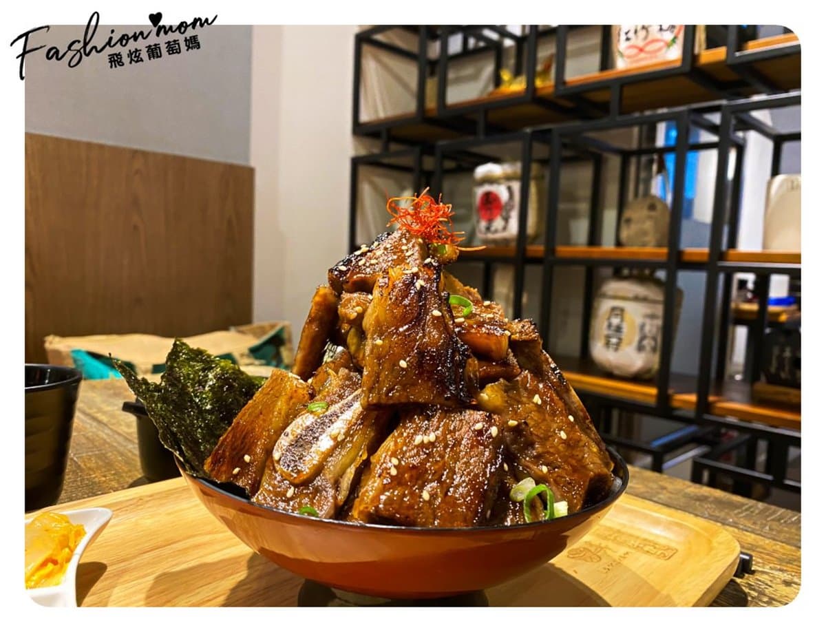 【全台浮誇美食100家】「爆碗豬肋排拉麵」「比臉大棉花鬆餅」領軍,東部+離島這10間超狂 【全台浮誇美食100家】「爆碗豬肋排拉麵」「比臉大棉花鬆餅」領軍,東部+離島這10間超狂