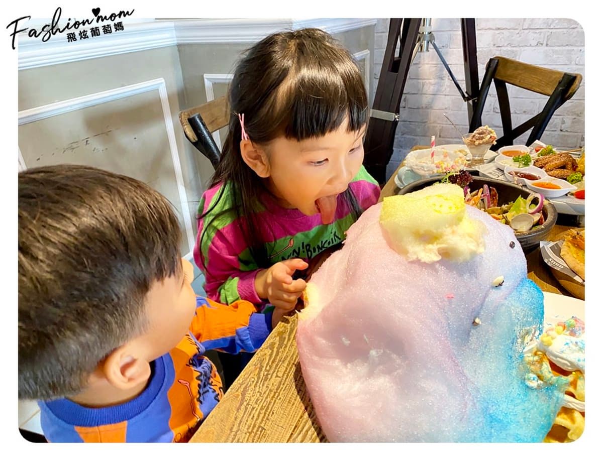 【全台浮誇美食100家】「爆碗豬肋排拉麵」「比臉大棉花鬆餅」領軍,東部+離島這10間超狂 【全台浮誇美食100家】「爆碗豬肋排拉麵」「比臉大棉花鬆餅」領軍,東部+離島這10間超狂