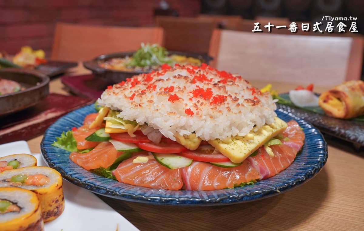 【全台浮誇美食100家】爆炸炒飯、土石流芋泥珍珠、鮪魚剉冰，南台灣26間「超扯」好料