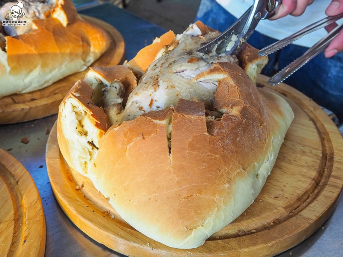 【全台浮誇美食100家】爆炸炒飯、土石流芋泥珍珠、鮪魚剉冰，南台灣26間「超扯」好料